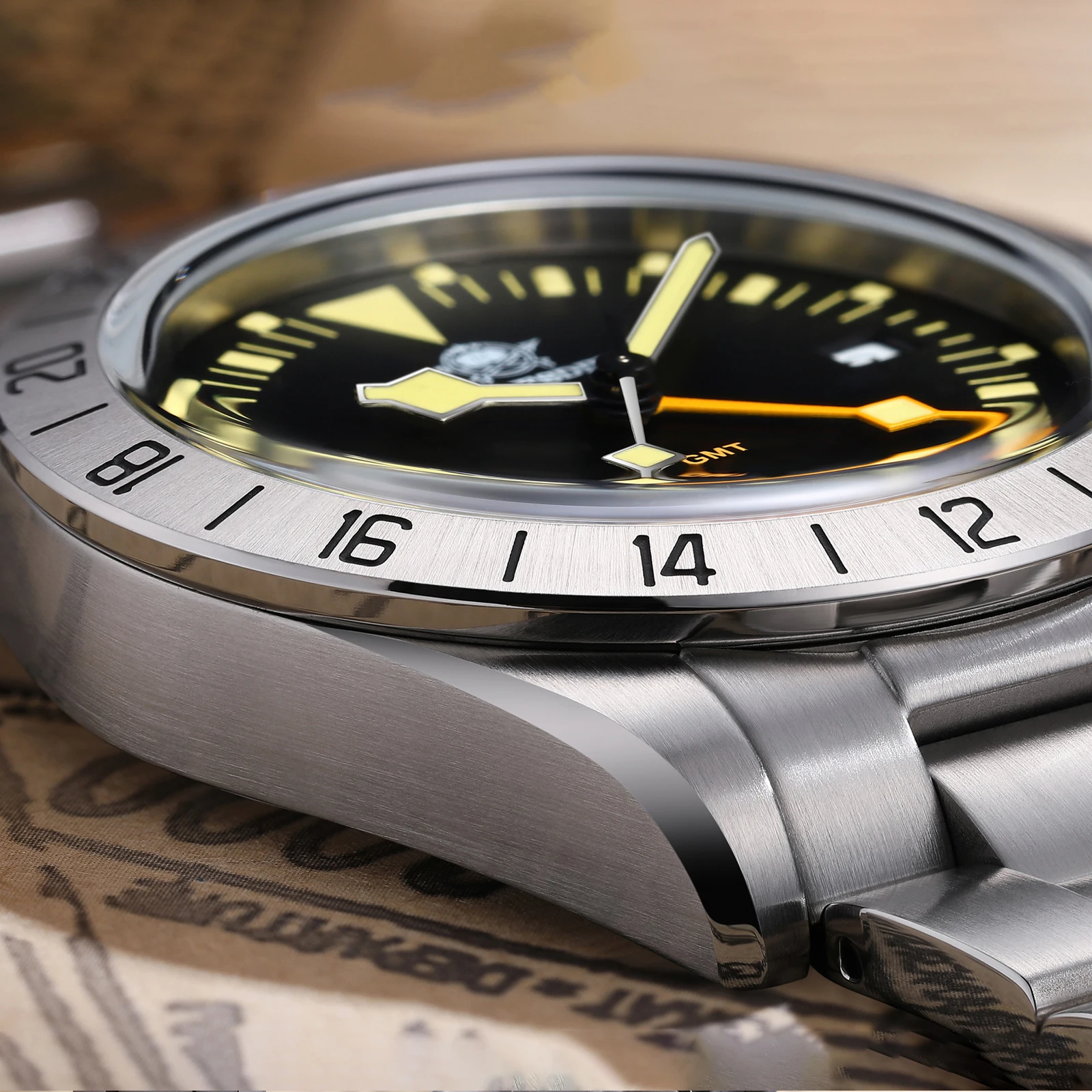 ADDIESDIVE Stainless Steel GMT - Anti Blue Light Film ulasan dan harga